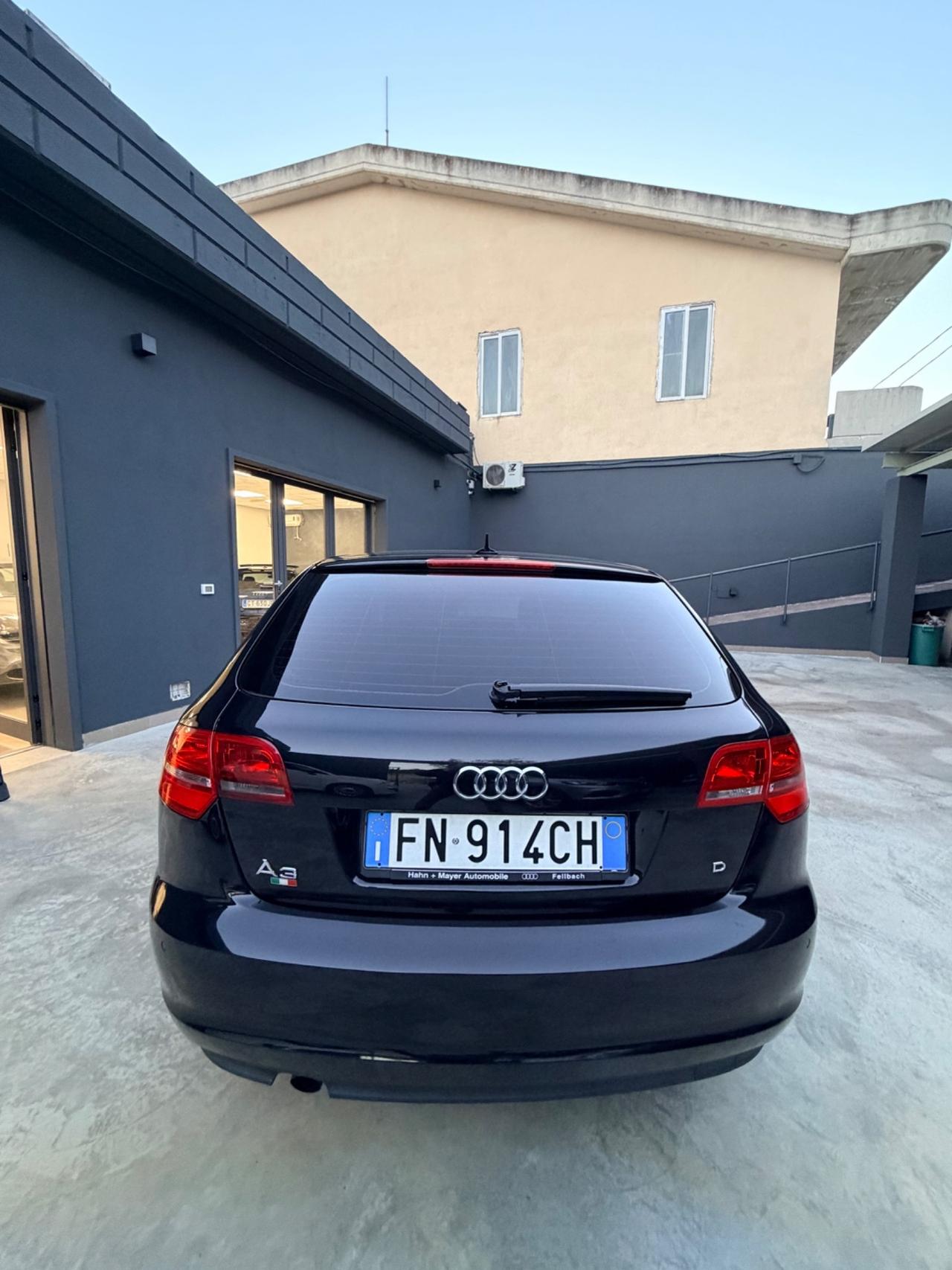 Audi A3 1.6 TDI 105 CV CR Ambition