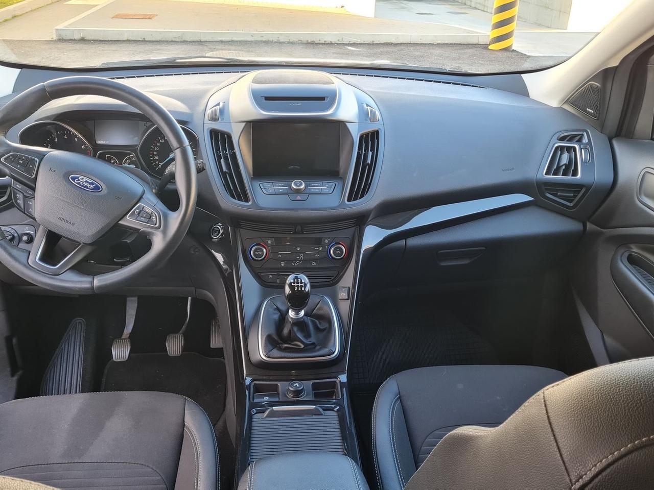 Ford Kuga 1.5 EcoBoost Titanium #9477