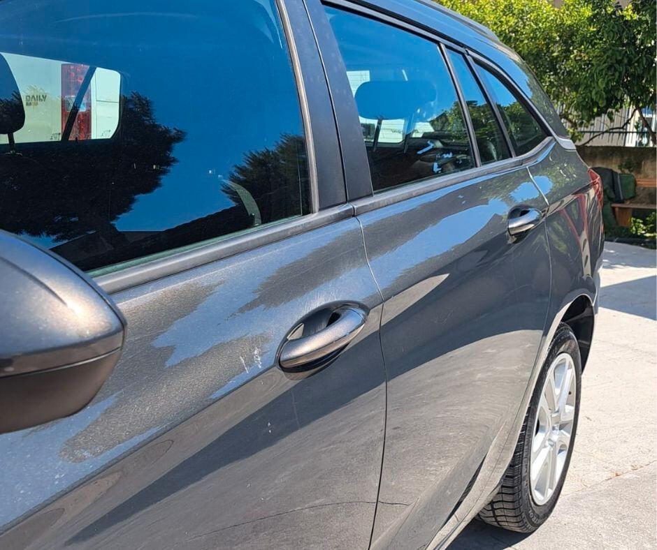 Opel Astra station wagon