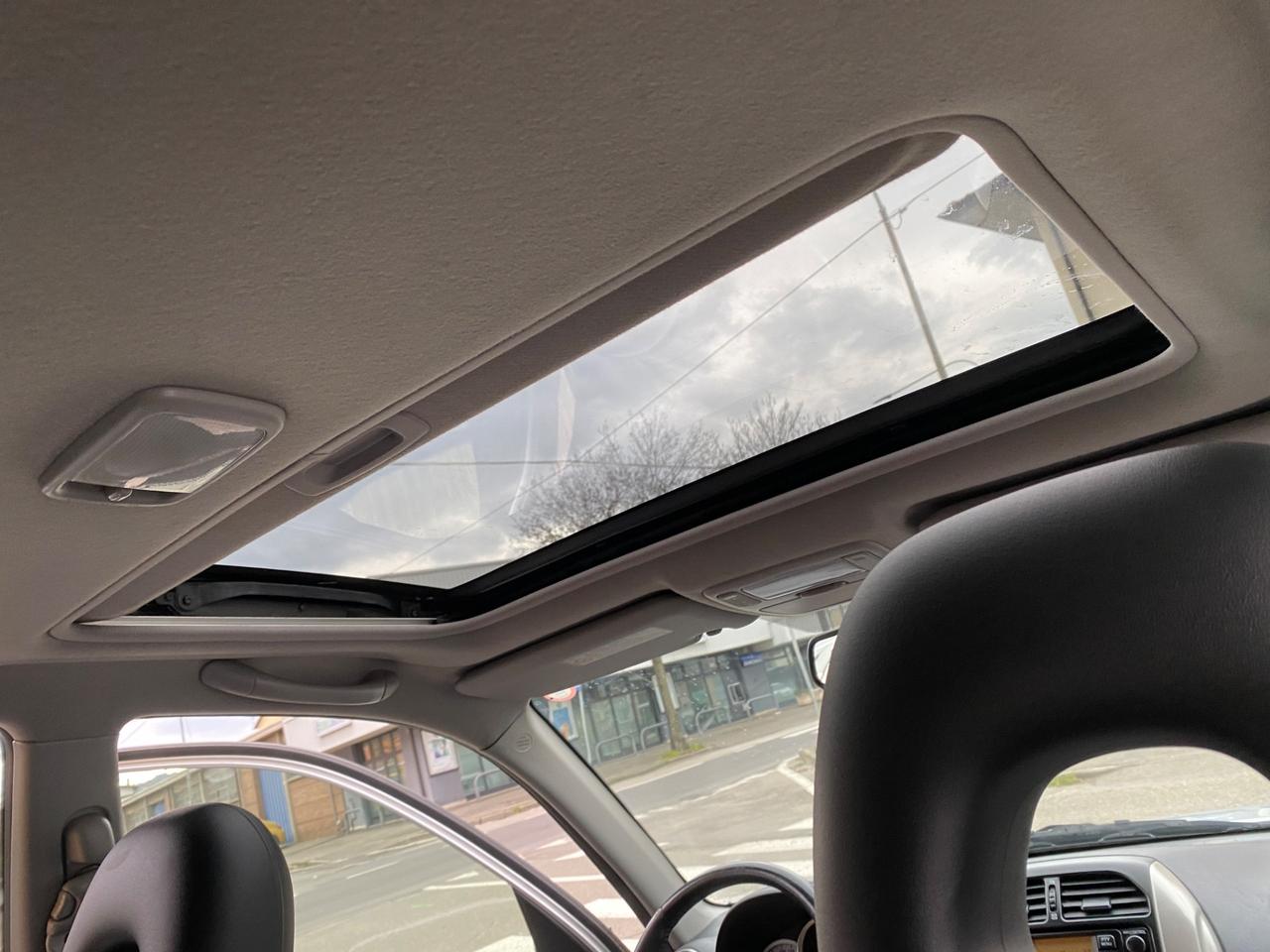 Toyota RAV 4 RAV4 2.0 AWD D-4D cat 5 porte Sol NEOPATENTATI!!!