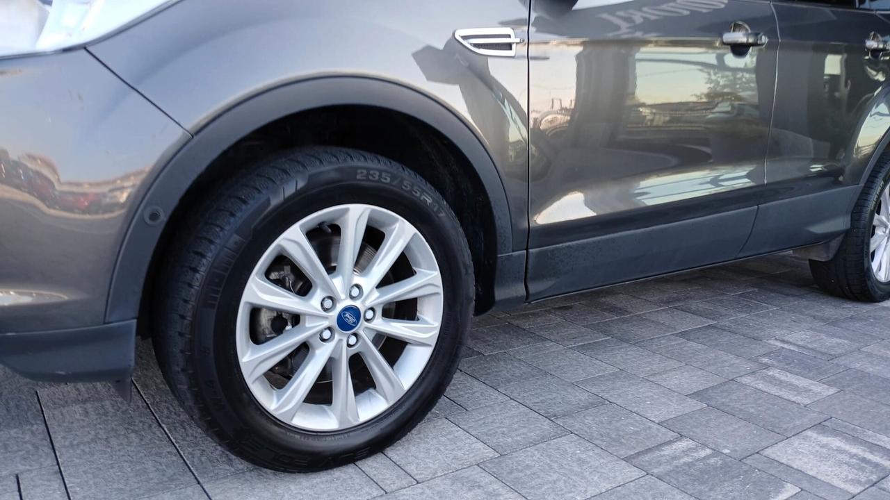 Ford Kuga 2.0 TDCI 150 CV S&S 4WD Titanium