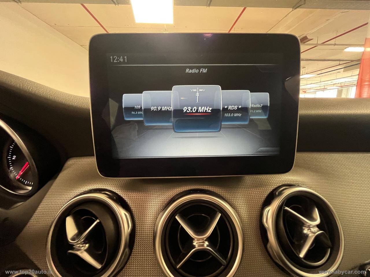 MERCEDES-BENZ GLA 180 CDI Automatic Sport