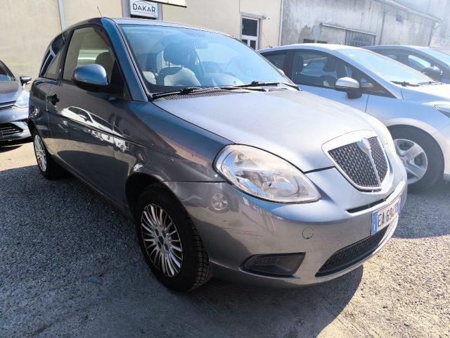 LANCIA Ypsilon 1.2 ADATTA A NEOPATENTATO
