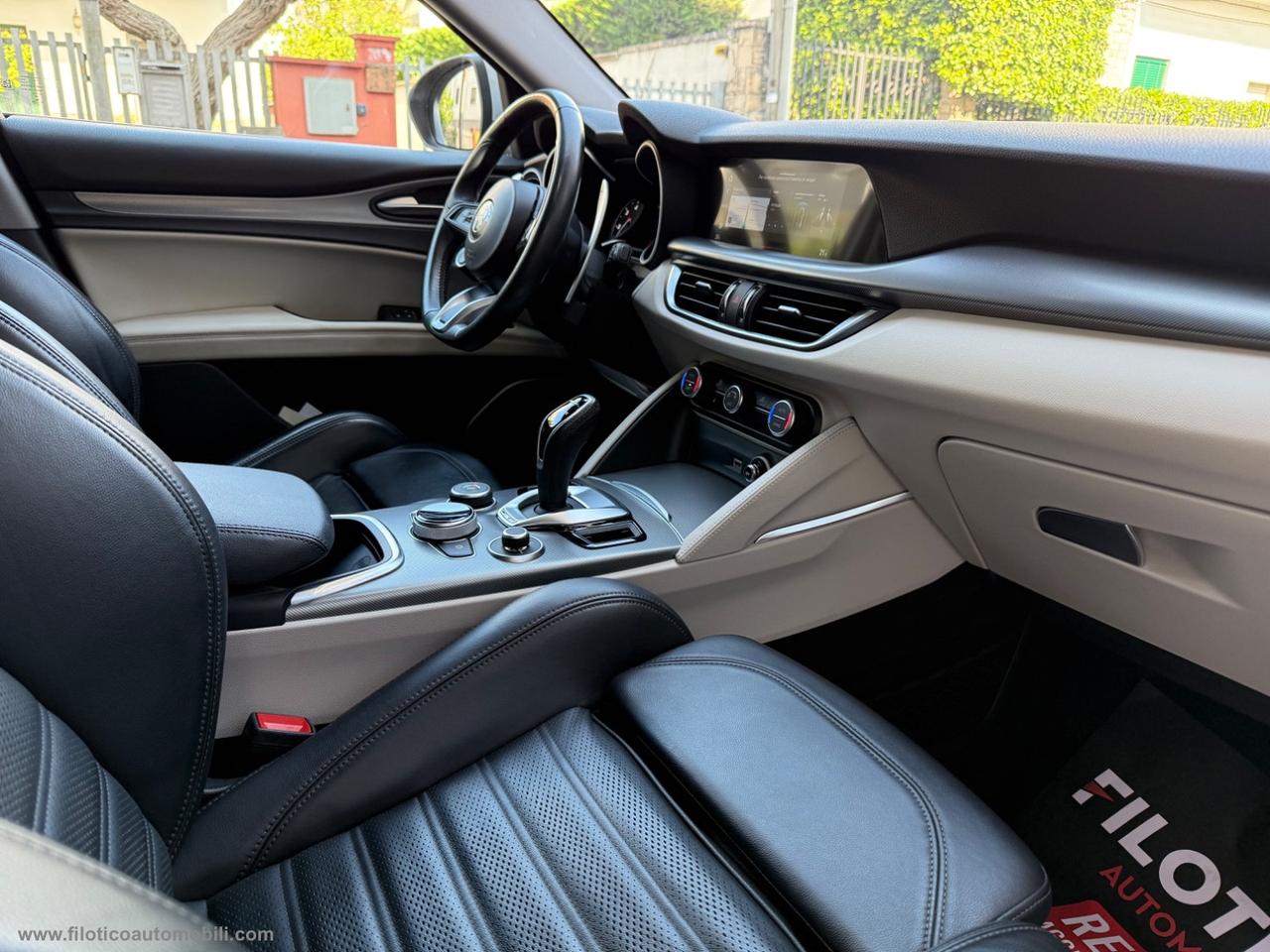 ALFA ROMEO Stelvio 2.2 T.diesel 190CV AT8 Q4 Sprint MY 2021 - GANCIO DI TRAINO ELETTRICO-PELLE
