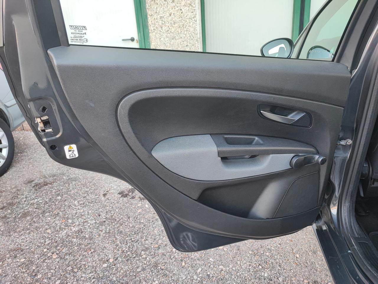 Fiat Grande Punto 1.4 BENZINA METANO UNICO PROPRIETARIO 2009