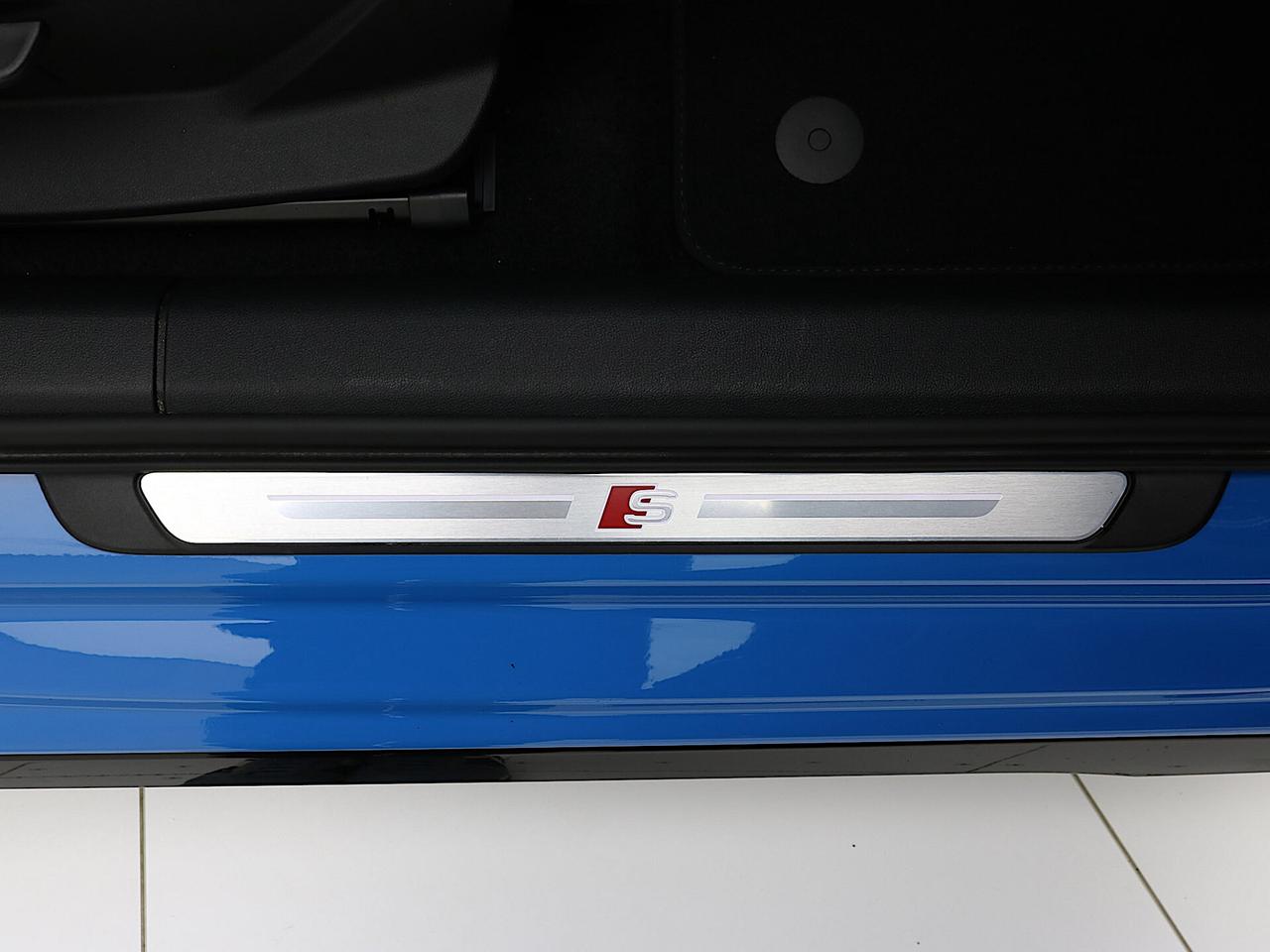 Audi A3 SPB 35 TDI S tronic line edition TETTO APRIBILE