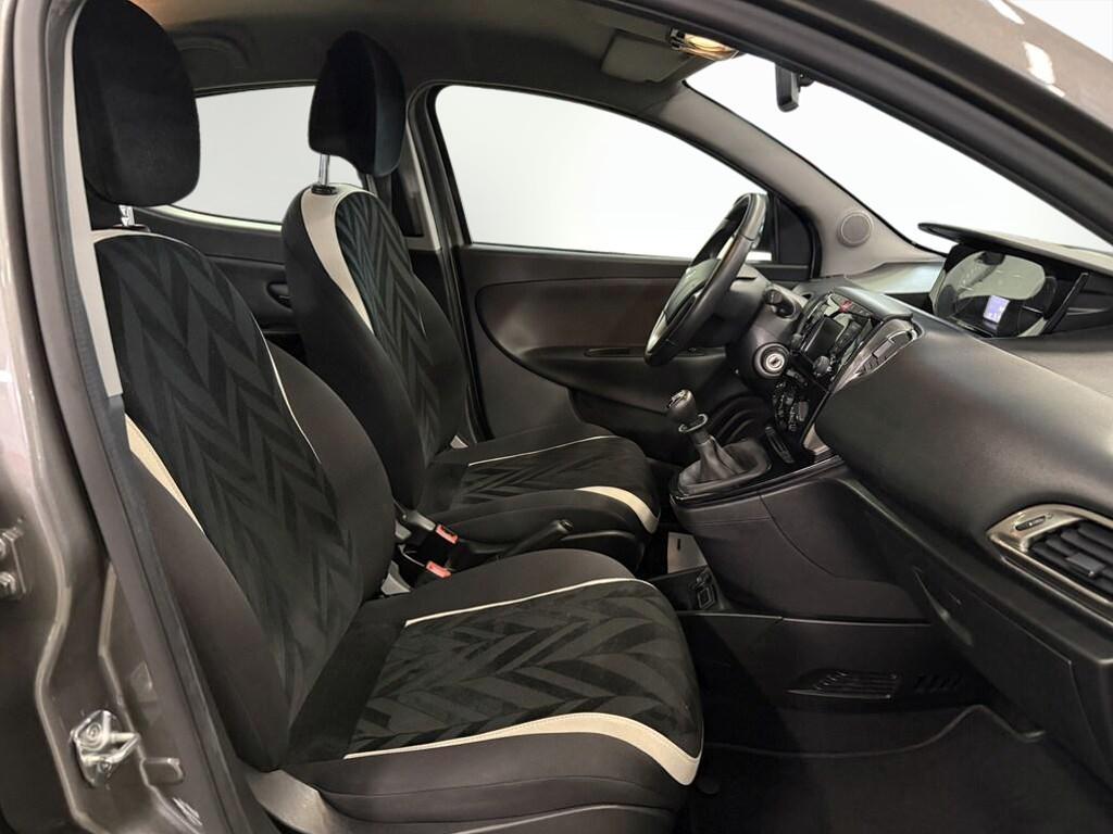 Lancia Ypsilon 5 Porte 1.2 Gold