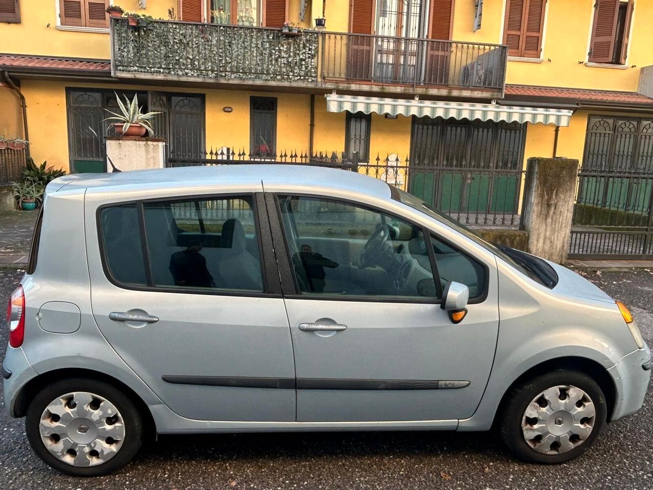 Renault Modus 1.5 dci 82cv - ANCHE PER NEOPATENTATI