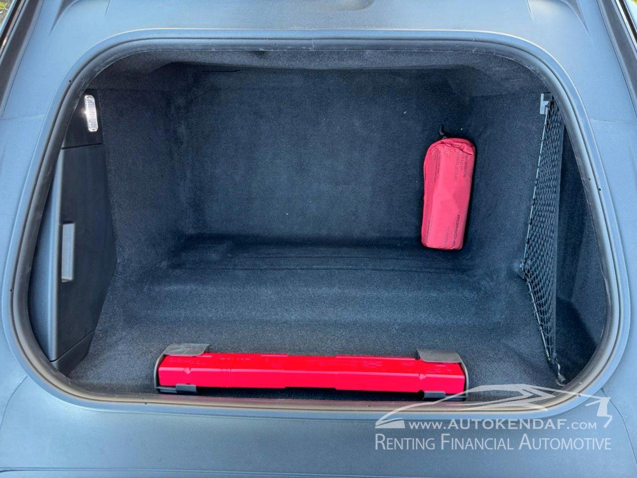 Porsche 911 Cabrio 992.2 3.6 Carrera 4 GTS auto