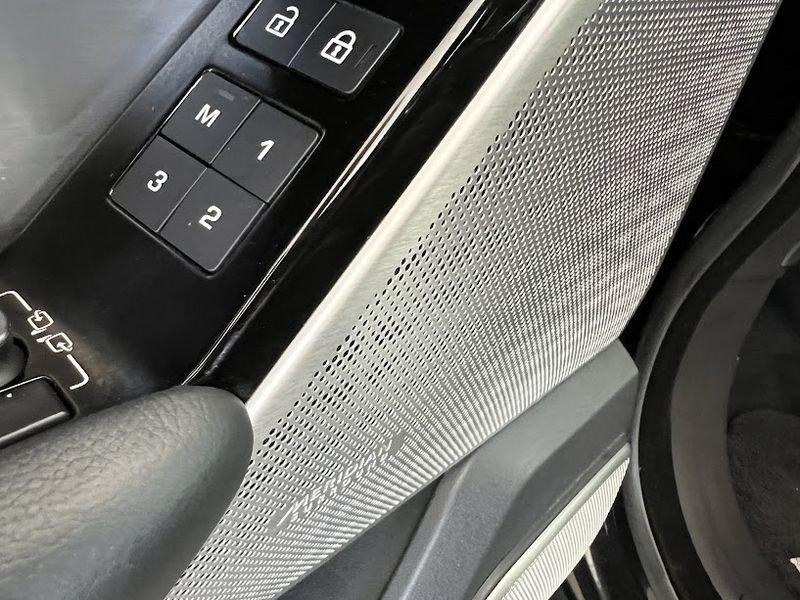 Land Rover Range Rover Velar 2.0 Si4 250 R-Dynamic 4WD Auto