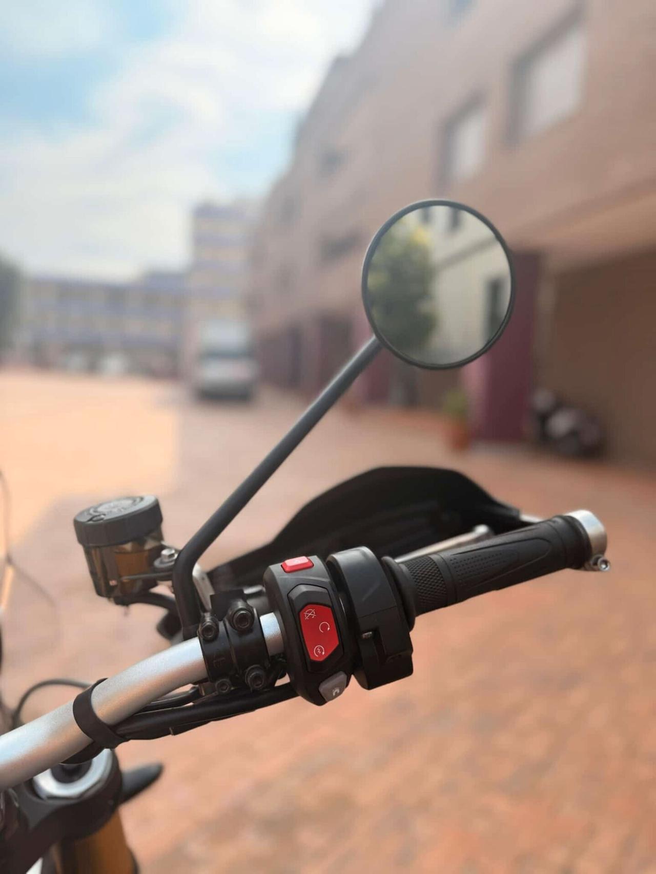 TRIUMPH SCRAMBLER 1200 XE