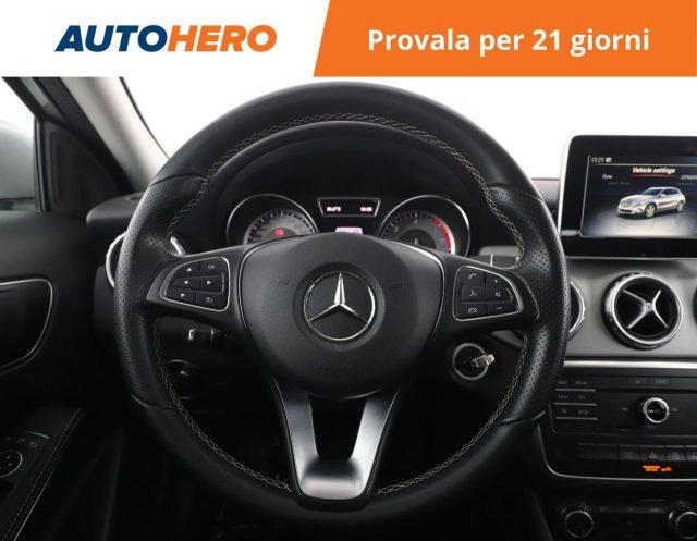 MERCEDES-BENZ GLA 200 d Automatic Sport