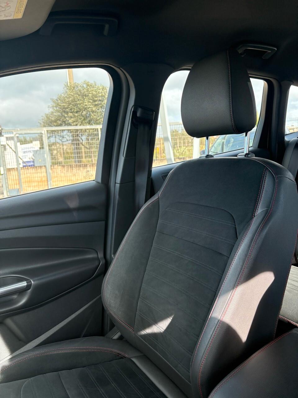 Ford Kuga 2.0 TDCI 120 CV S&S 2WD ST-Line