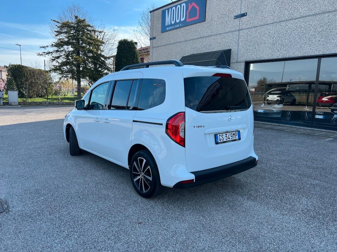 Mercedes-Benz Classe T Long 180d Premium auto UNIPROPR. - FULL OPTIONAL