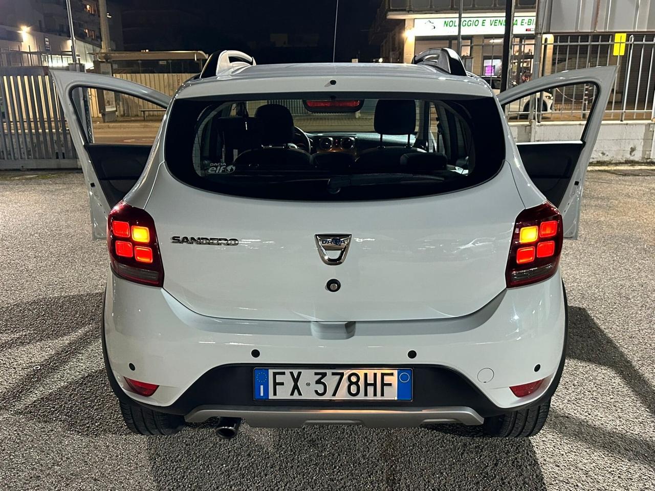 DACIA SANDERO STEPWAY 1.5 BLUE DCI 95 CV COMFORT