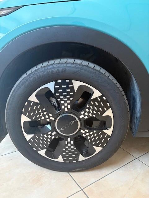 Fiat 600 Hybrid 110 CV DCT MHEV La Prima II