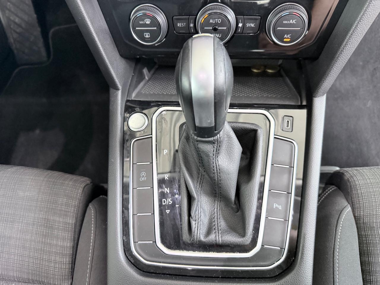 VW Passat 2.0TDI 150CV SCR EVO DSG Business EURO6