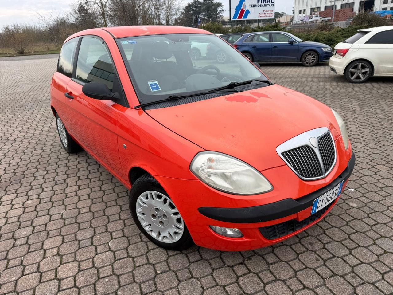 LANCIA YPSILON 1.2 BENZINA NEOPATENTATI