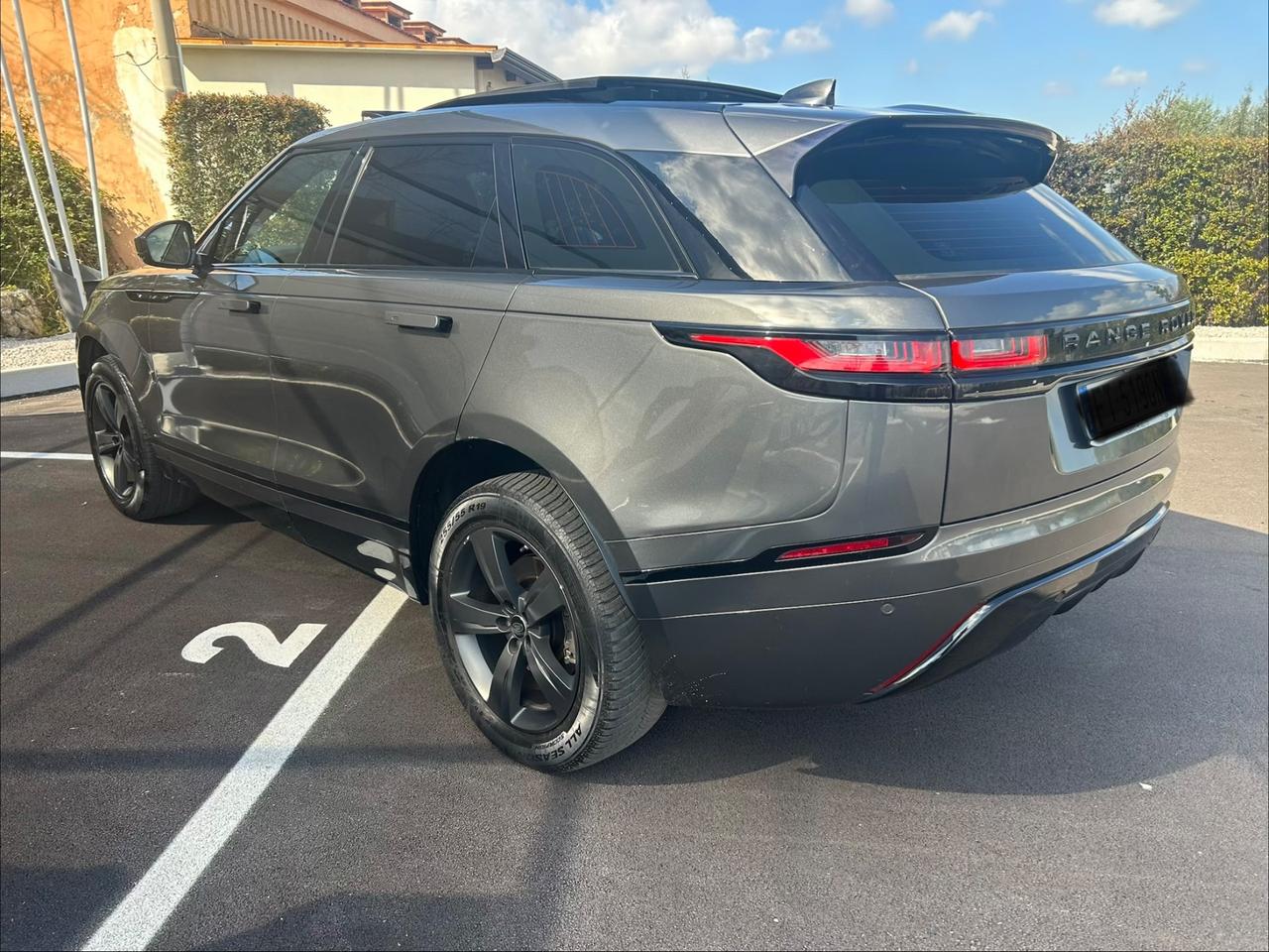 Land Rover Range Velar 2.0D I4 240 CV R-Dynamic
