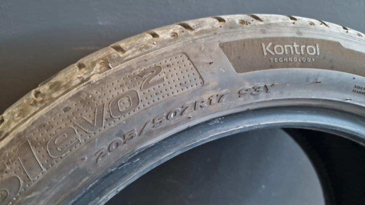 Peugeot 2008 BlueHDi 100 Allure