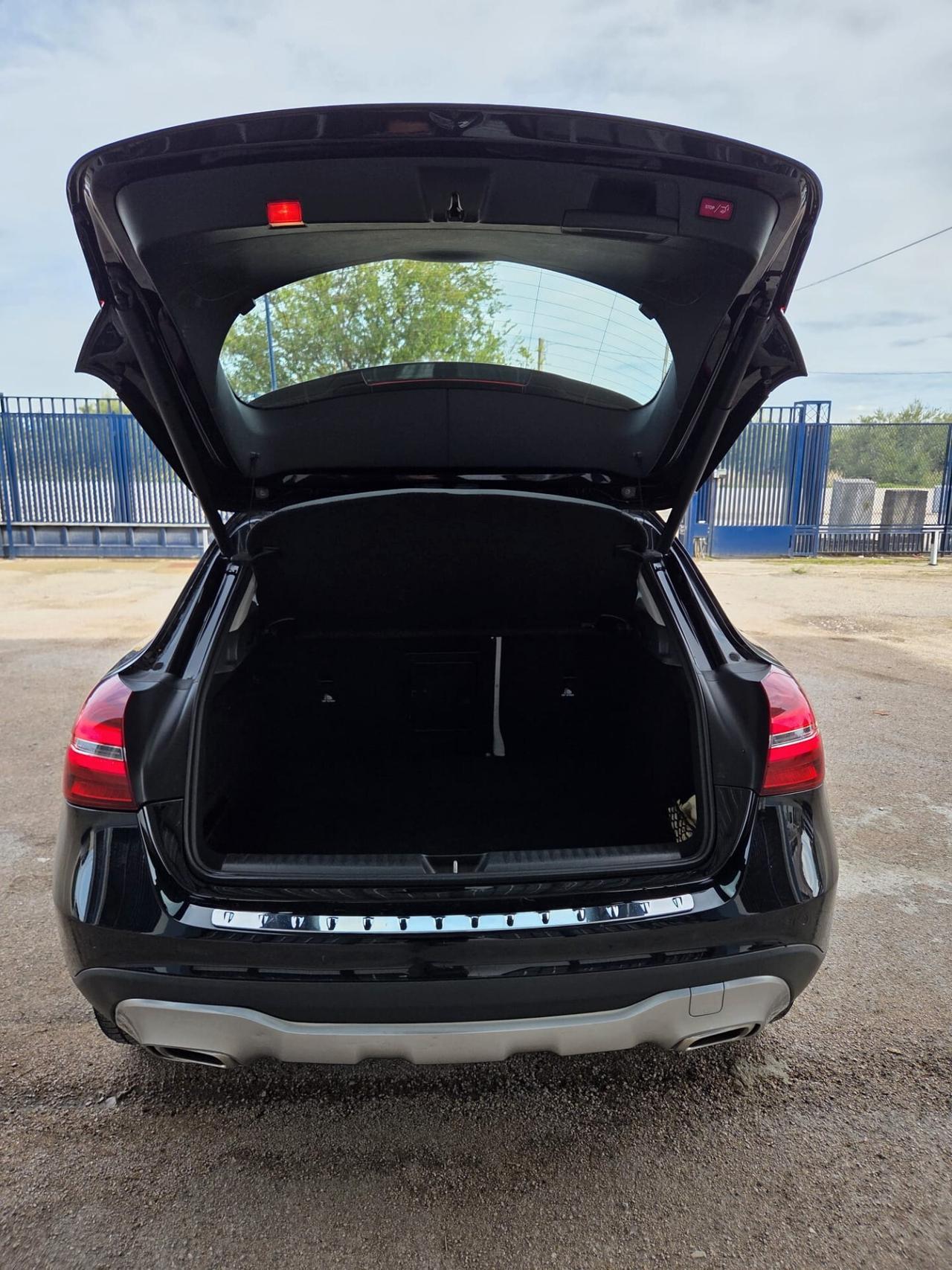 Mercedes-benz GLA 220 d Automatic 4Matic Premium