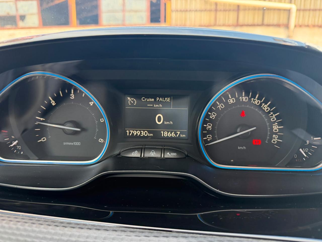 PEUGEOT 2008 1.6 BLUEHDI 100CV ALLURE 2017