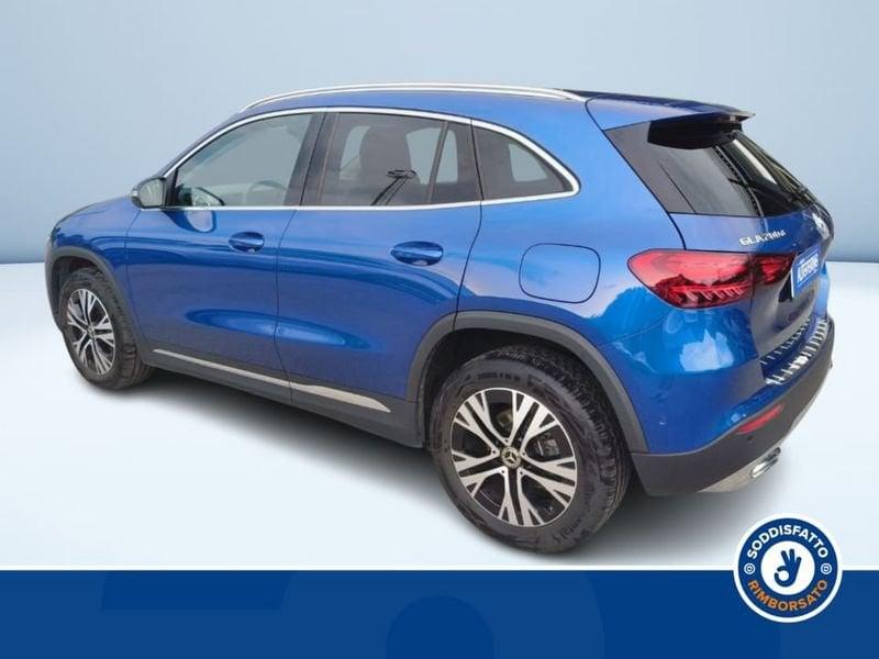 Mercedes-Benz GLA 200d Automatic 4Matic Advanced Progressive