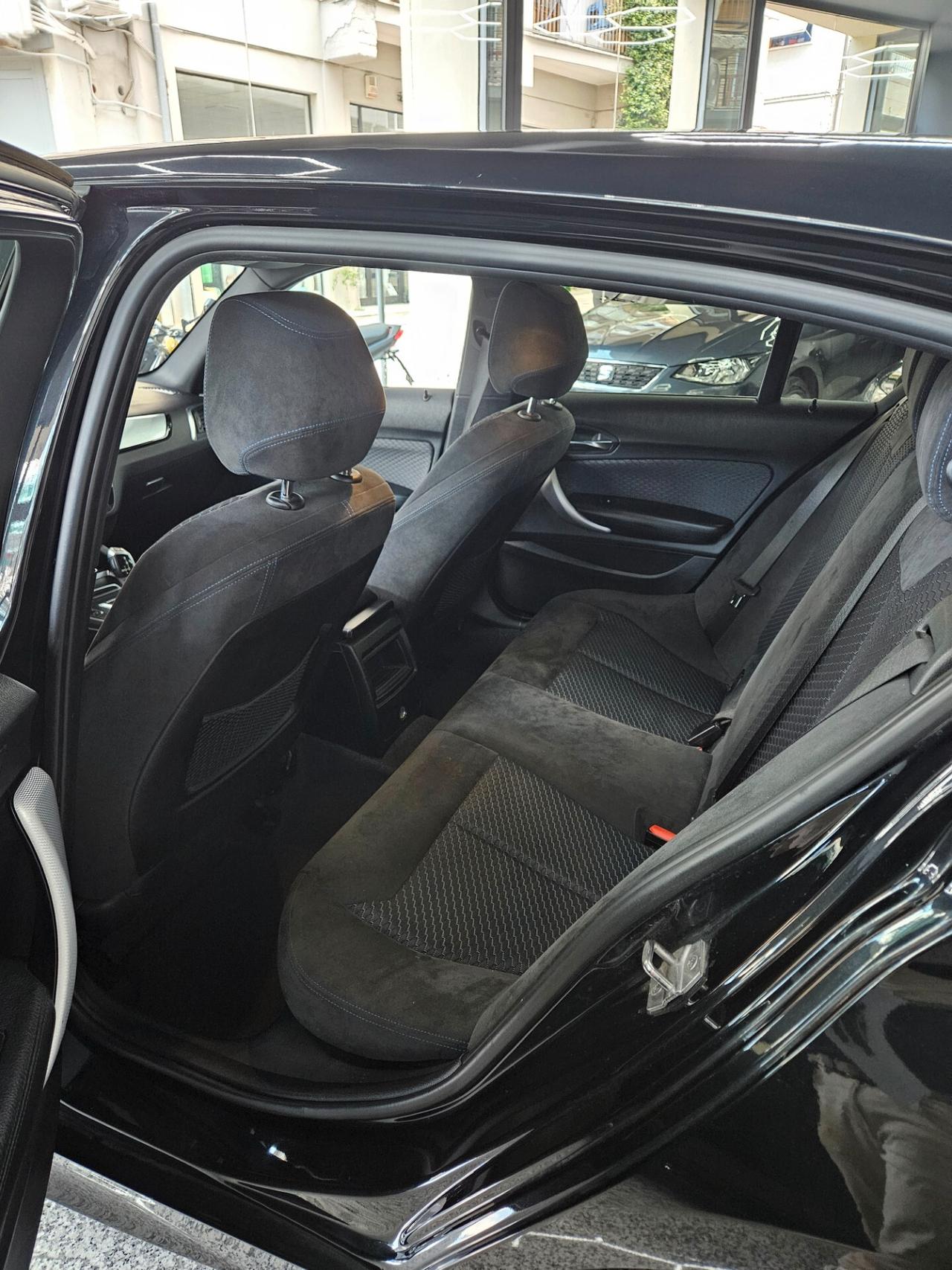 Bmw 116 116d 5p. Msport