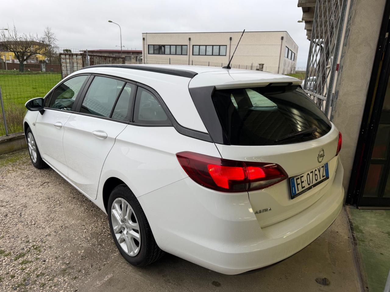 Opel Astra 1.6 CDTi 110CV Start&Stop Sports Tourer Business
