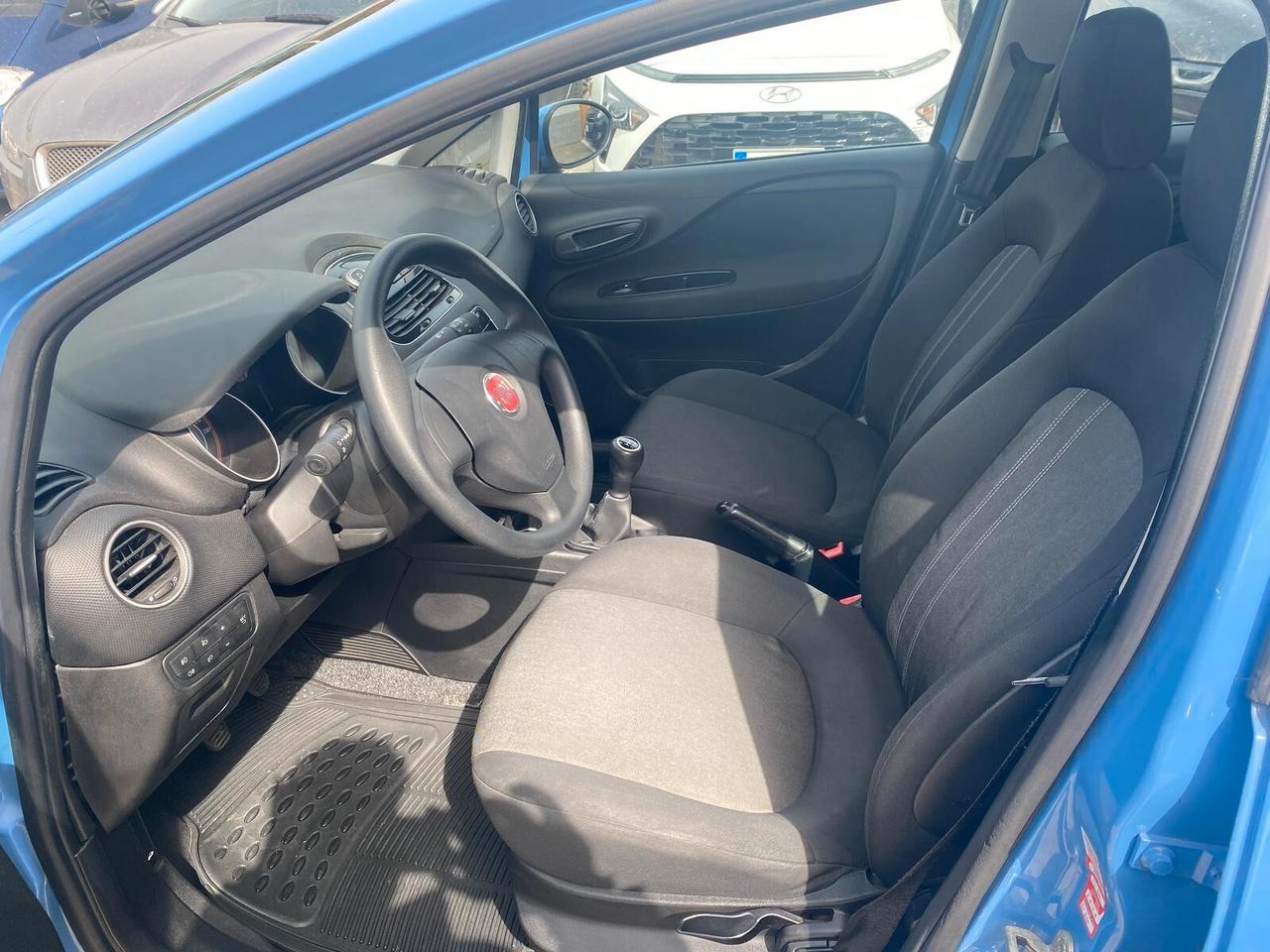 Fiat Punto 1.3 MJT II S&S 95 CV 5 porte Street
