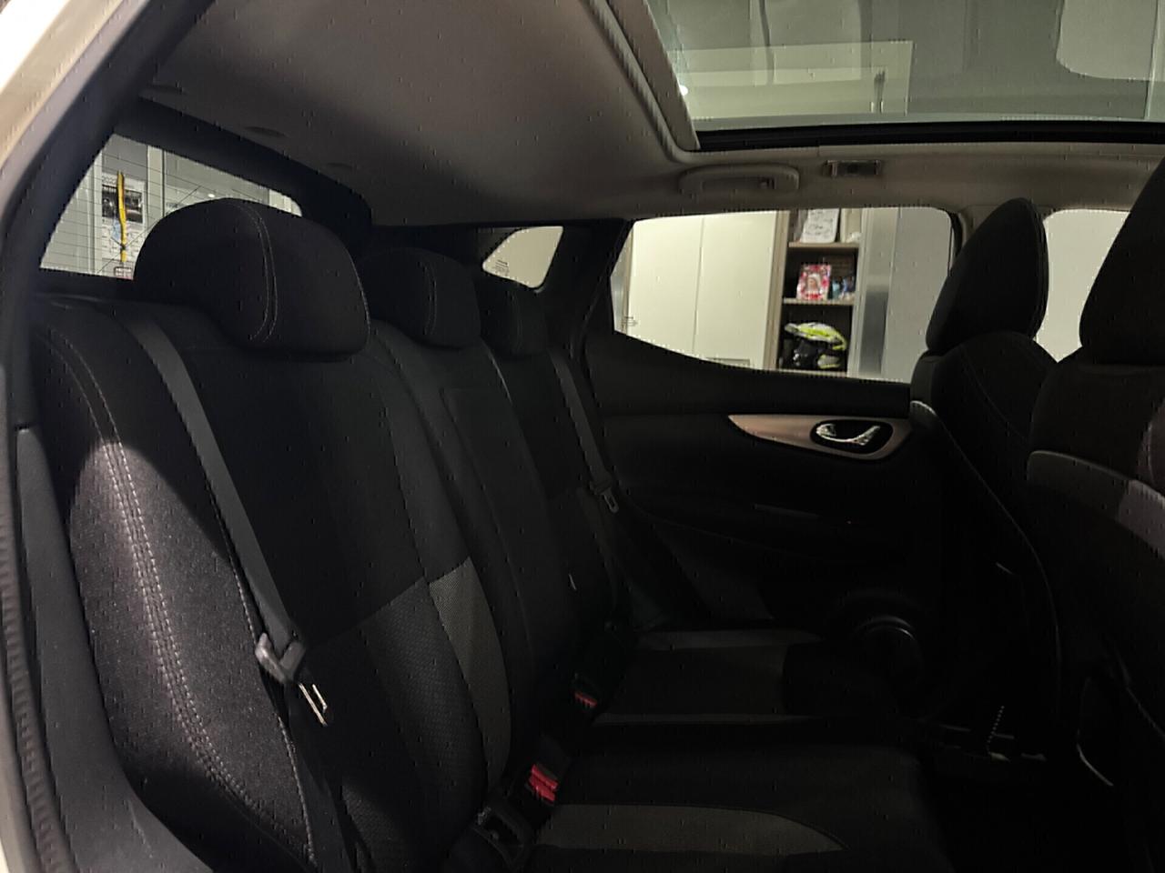 Nissan Qashqai 1.5 dCi N-Connecta Aziendale