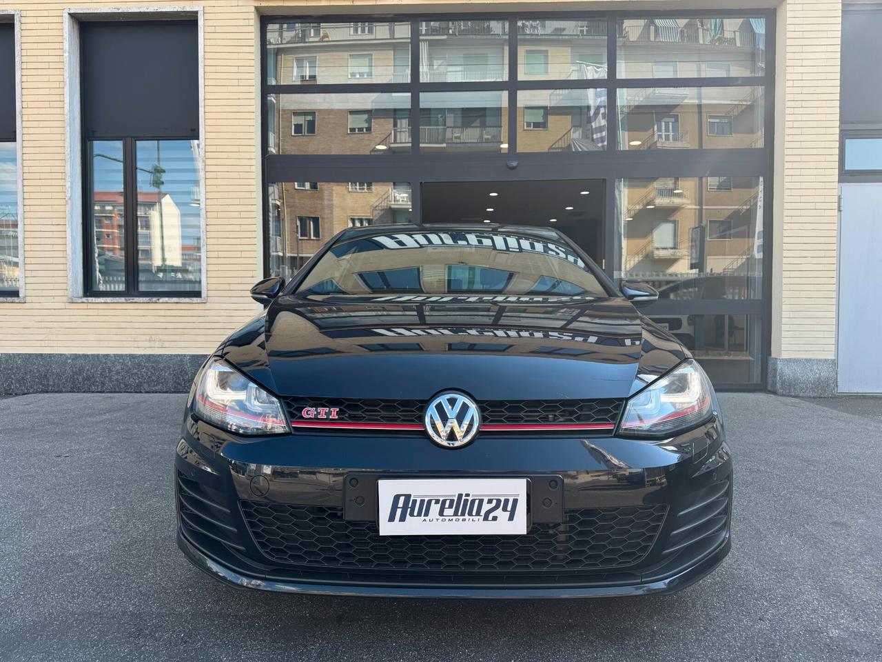 Volkswagen Golf GTI Performance 2.0 TSI 3p.