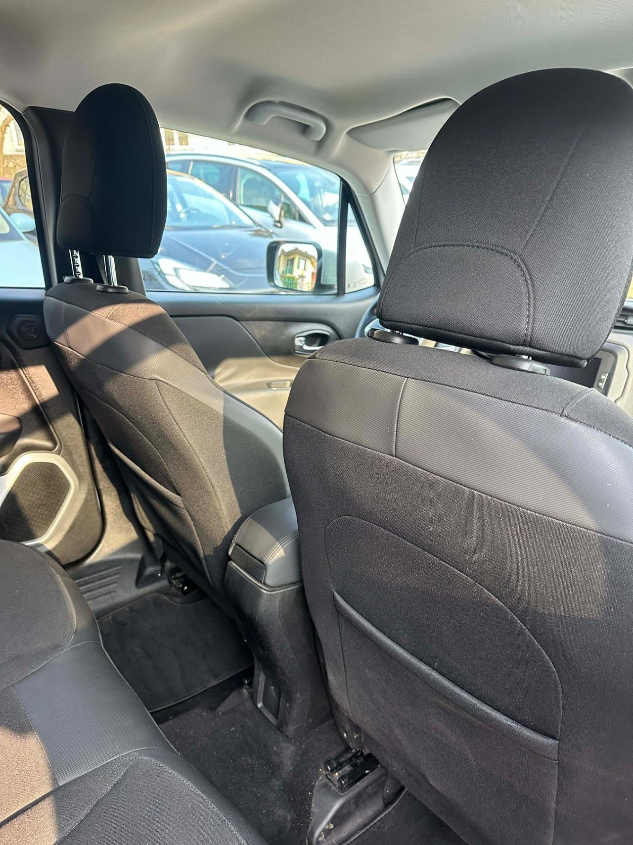 Jeep RENEGADE LIMITED GARAN KMCERT UNICOPR