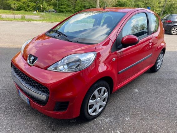 PEUGEOT 107 1.0 3 porte