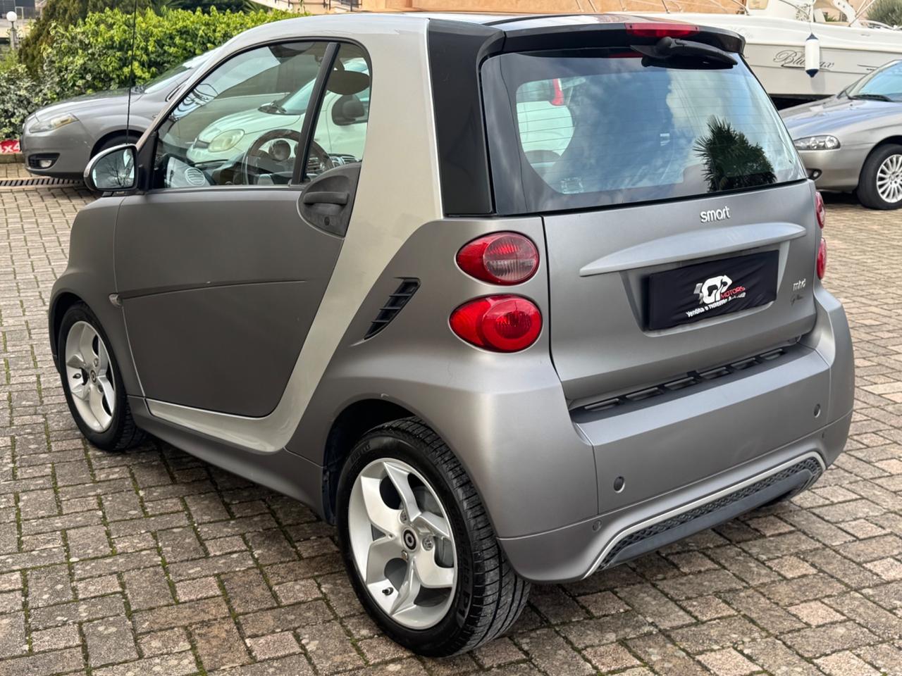 Smart ForTwo 1000 52 kW MHD coupé passion