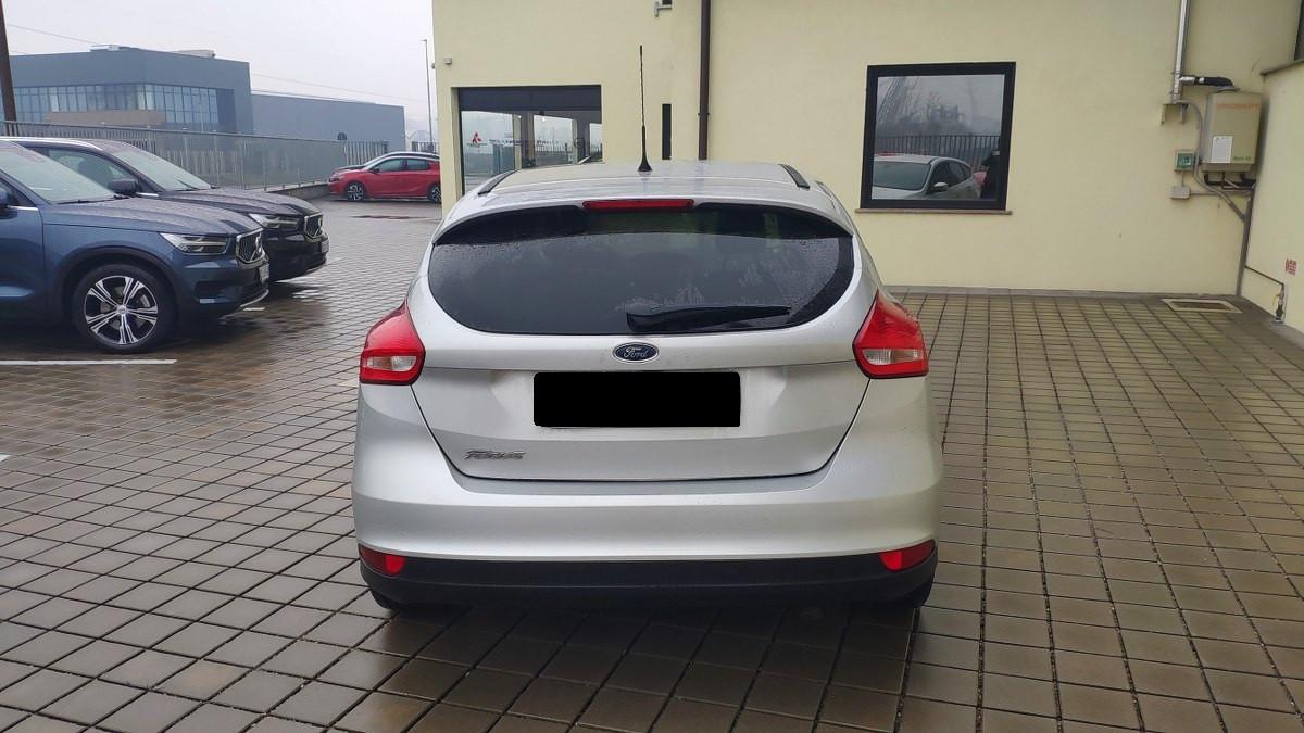 FORD Focus SOLO PER COMMERCIANTI AUTO SENZA GARANZIA