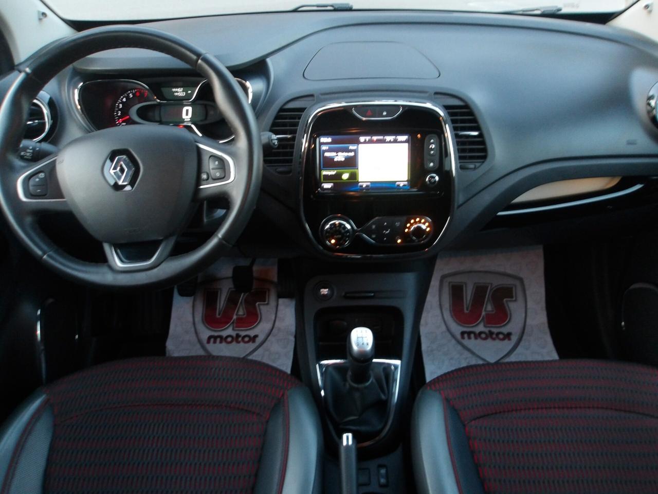 RENAULT CAPTUR 900 BENZ-KM 44.000-GARANZIA FULL