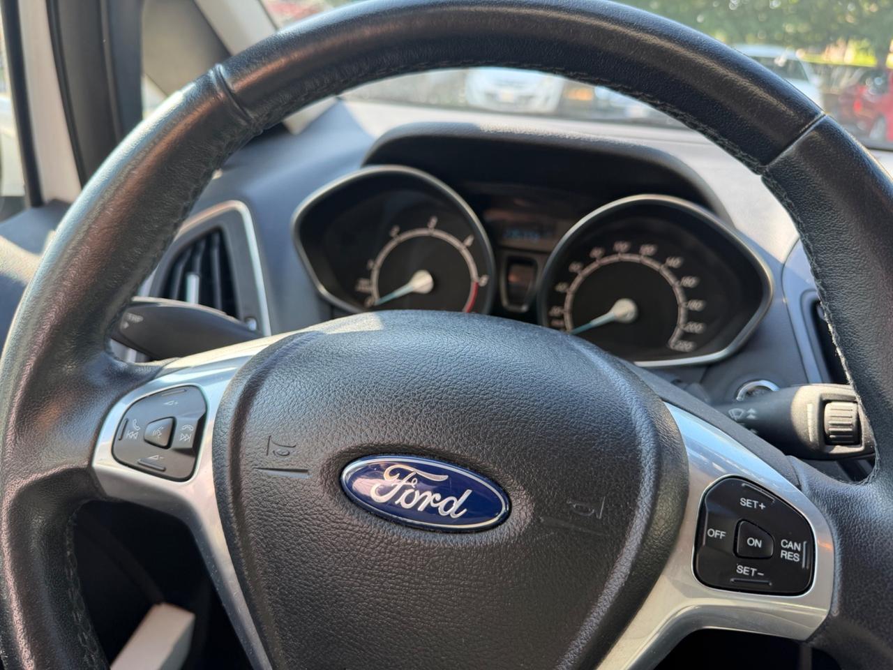 Ford B-Max 1.5 TDCi 75 CV Titanium