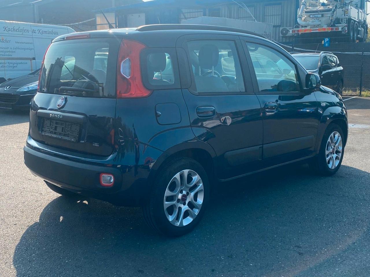 Fiat Panda 1.2 LOUNGE X NEOPATENTATI