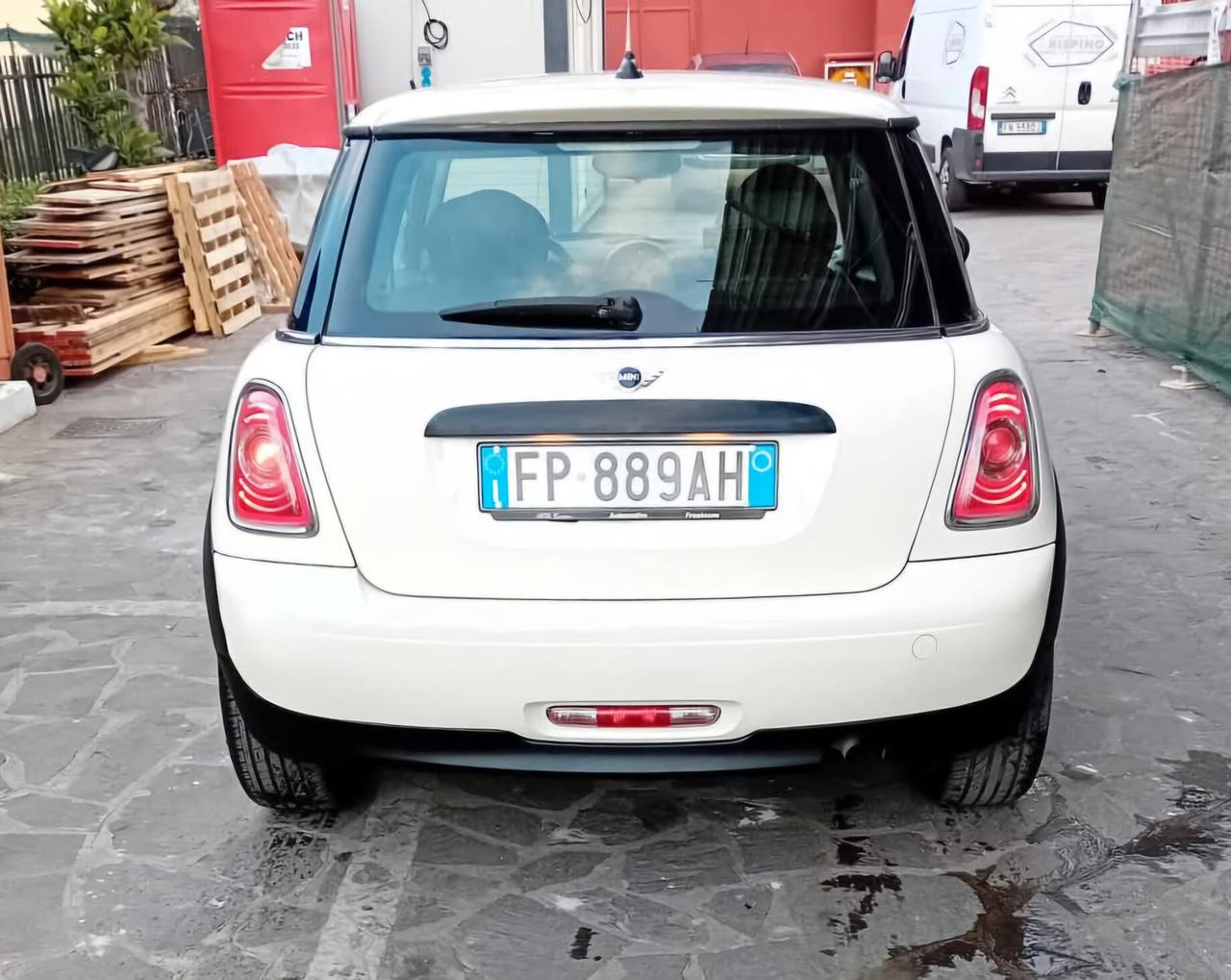 Mini Mini 1.6 16V One (55kW)