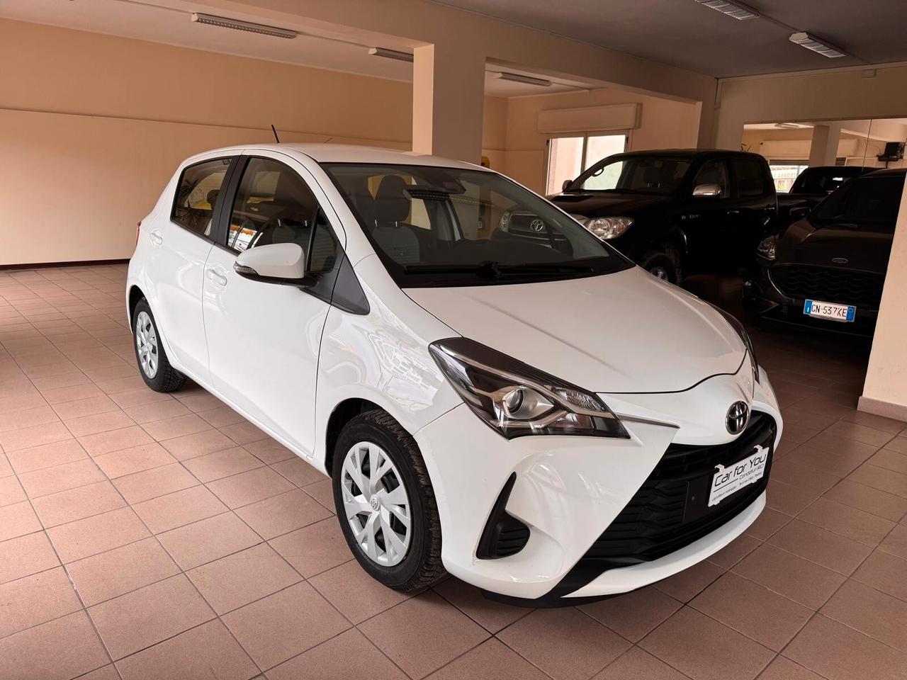 Toyota Yaris 1.0 5 porte Active