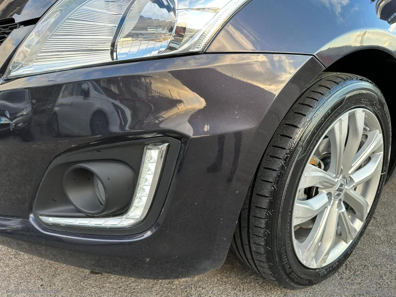 SUZUKI Swift 1.3 DDiS 5p. B-Top Bi-Color