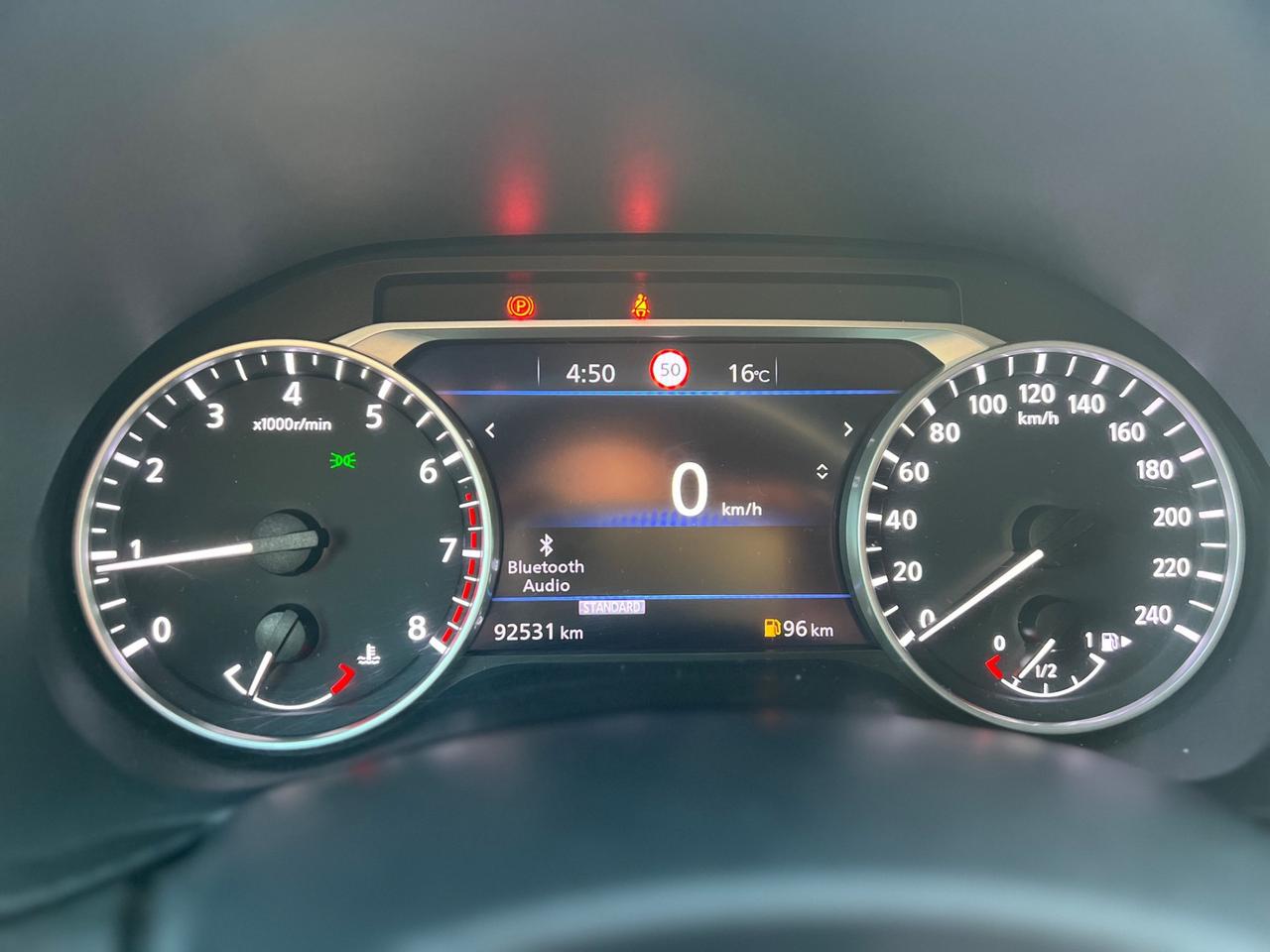 Nissan Juke 1.0 DIG-T 114 CV N-Connecta