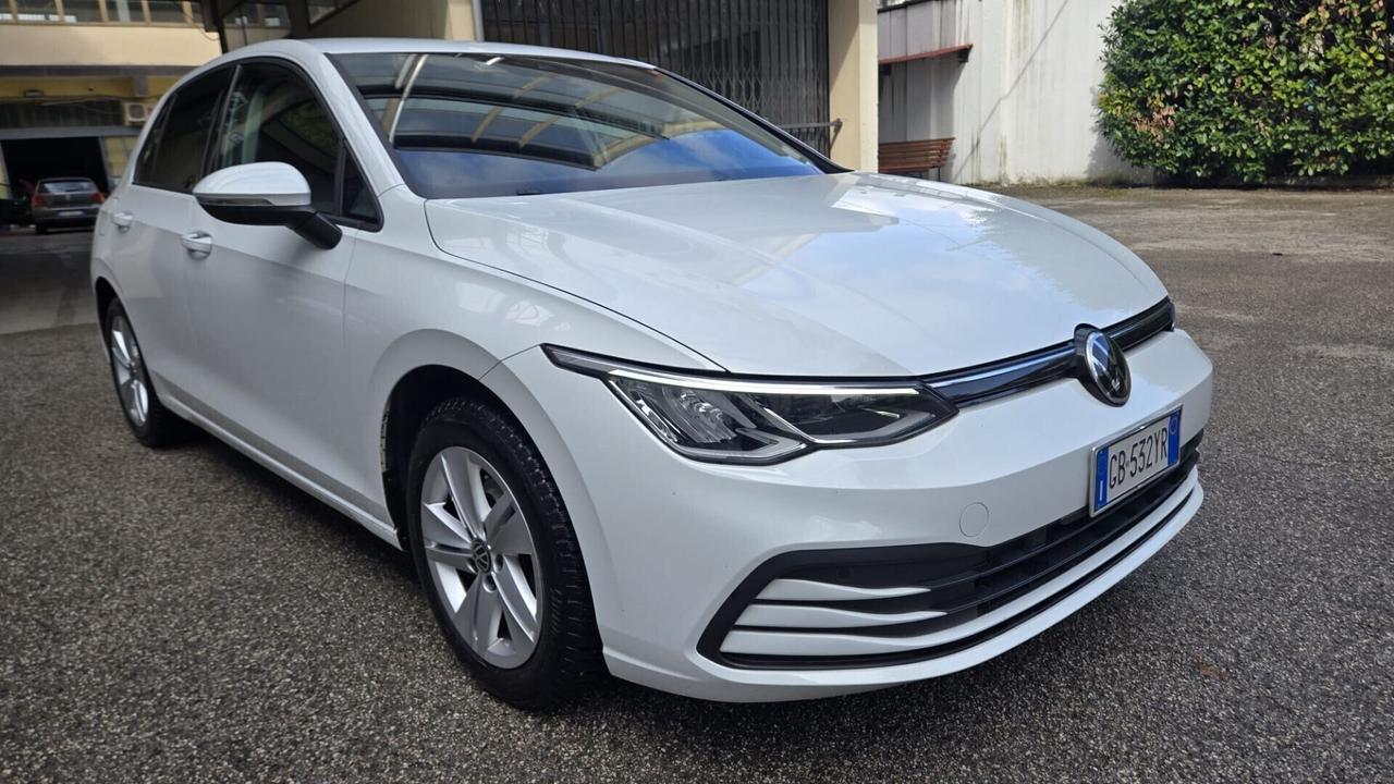 Volkswagen Golf 2.0 TDI SCR Style Neopatentati