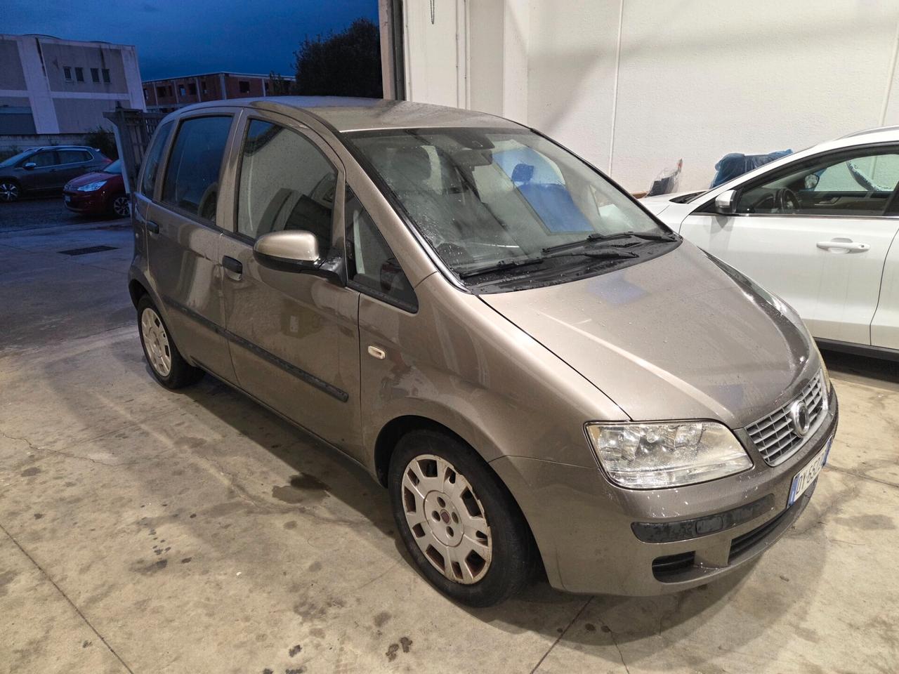 Fiat Idea 1.3 Multijet 16V 90 CV BlackStar