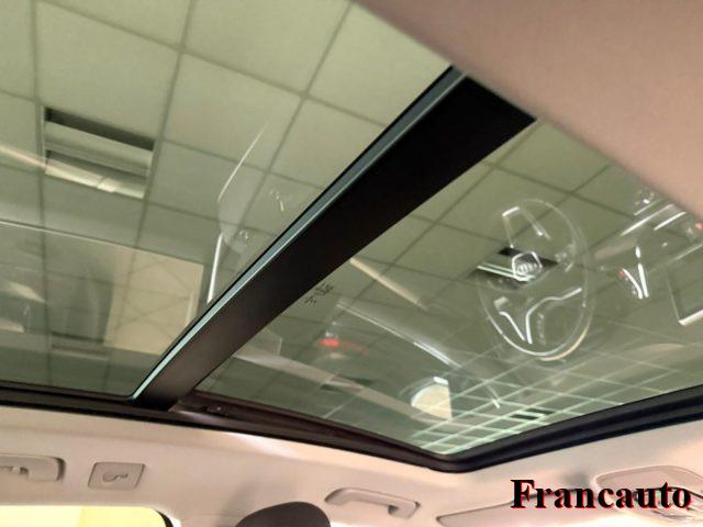 AUDI Q5 40 TDI quattro S tronic Business Design