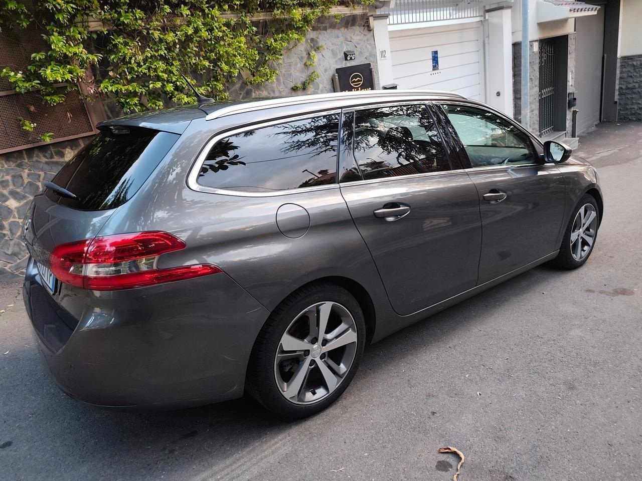 Peugeot 308 Sw 1.6 120 CV Automatica Leggi