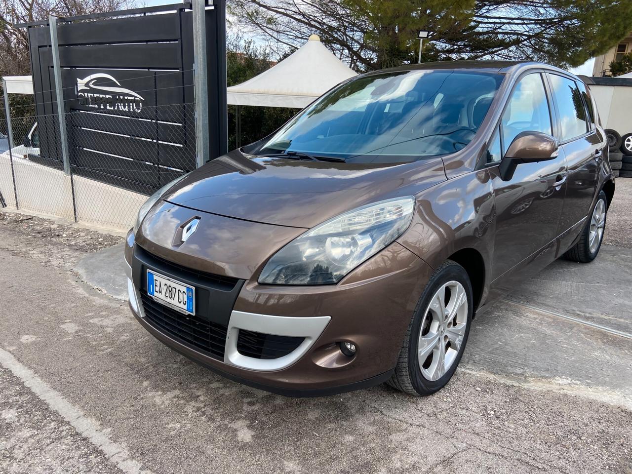 Renault Scenic Scénic X-Mod 1.5 dCi 110CV Luxe