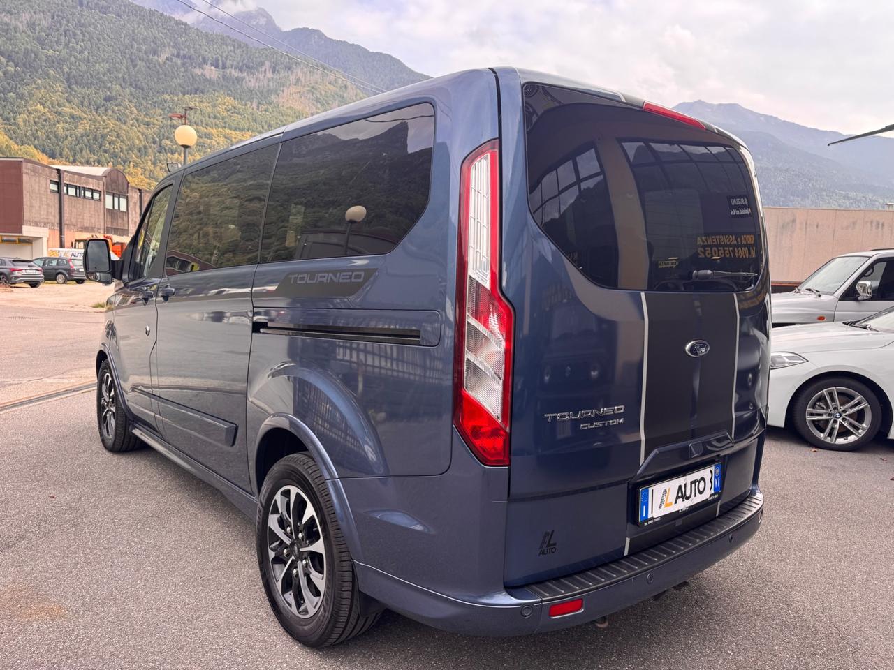 Ford Tourneo Custom 320 2.0 TDCi 185CV aut. PC Titanium