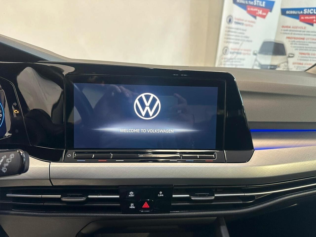 Volkswagen Golf 2.0 TDI 115 CV SCR Life AUTOMATICA